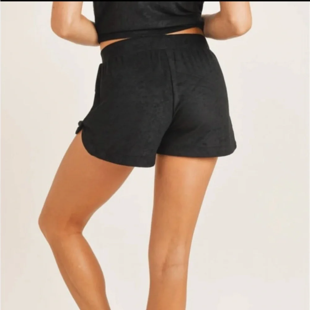 Mono B Terry Pile Knit Lounge Shorts NWT | Size L - Picture 5 of 6